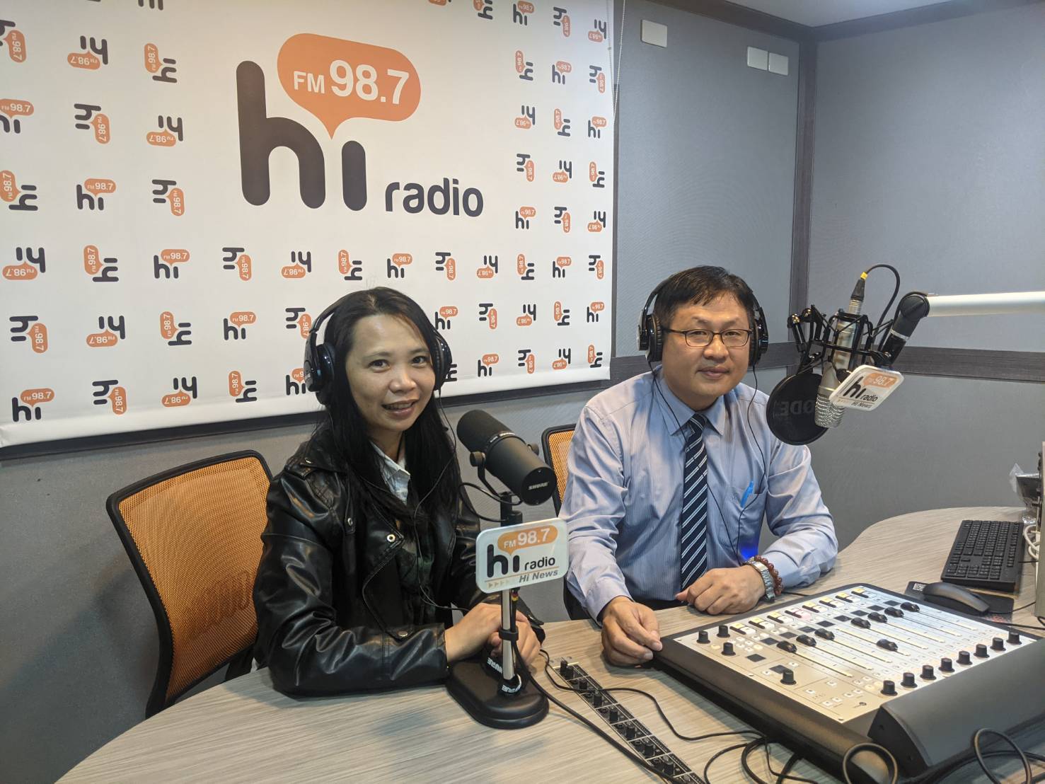《百傳媒》專欄律師謝俊明 《hiradio》錄製節目和聽眾分享