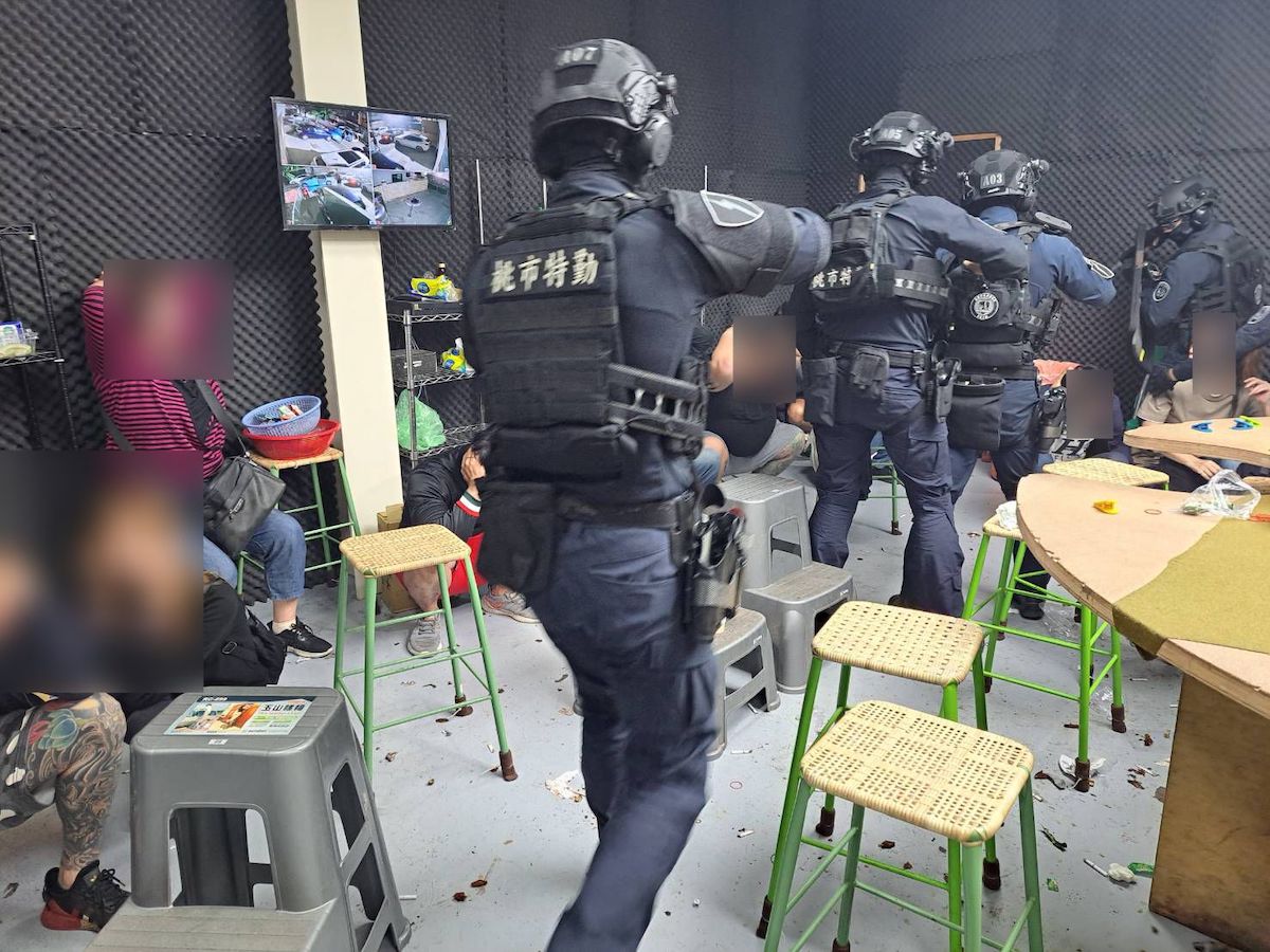 天九牌賭場清明連假海撈　警方布線攻堅破門逮人