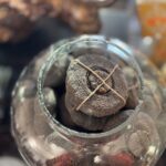 高職生寒假幫阿嬤賣老茶 網路兜售竟進帳6位數