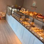 基隆必吃甜點 手作研磨開心果生乳甜甜圈 一口爆漿超滿足