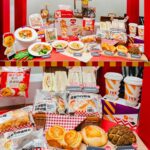 呱呱包變炒飯、紅茶雪泥變三明治 萊爾富攜手「頂呱呱」推10款聯名新品